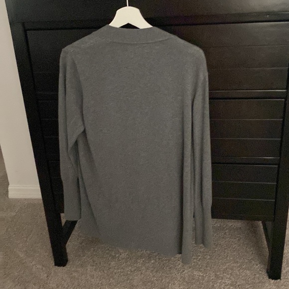 Sonoma sweater - no buttons - gray - EUC - XL - Picture 5 of 5